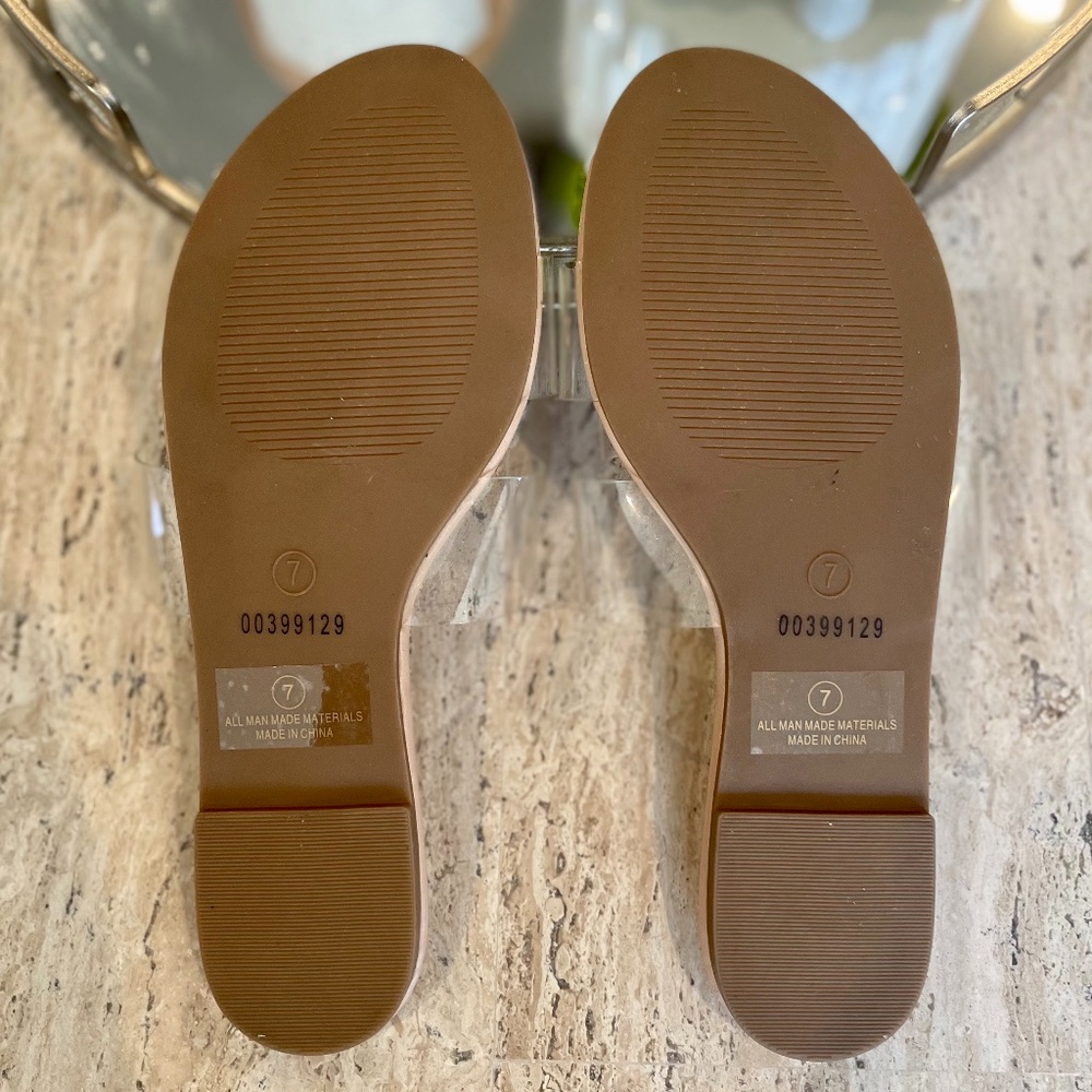 NWOT Olivia Jaymes Clear/Nude Sandals - Size 7 - Picture 5 of 5